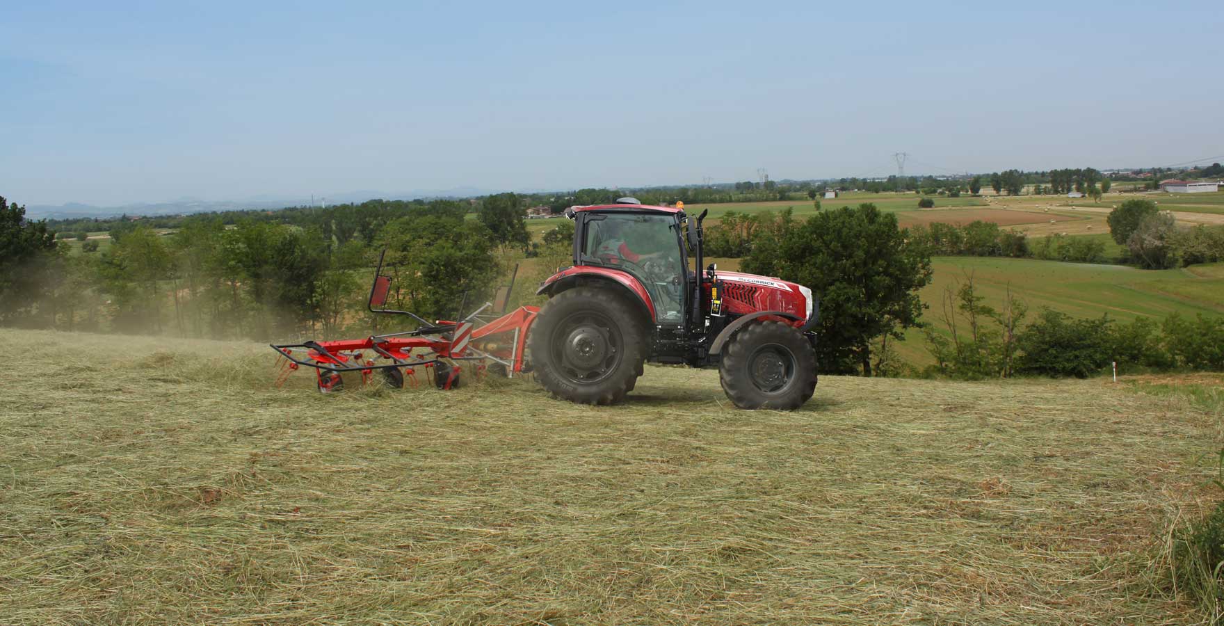MC_RS2B_X5_MetallicRed_Field_Rake_001