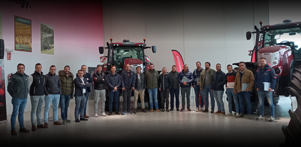 PARTICIPANTES DEL PROYECTO McCORMICK "EL TRACTOR DEL FUTURO"
